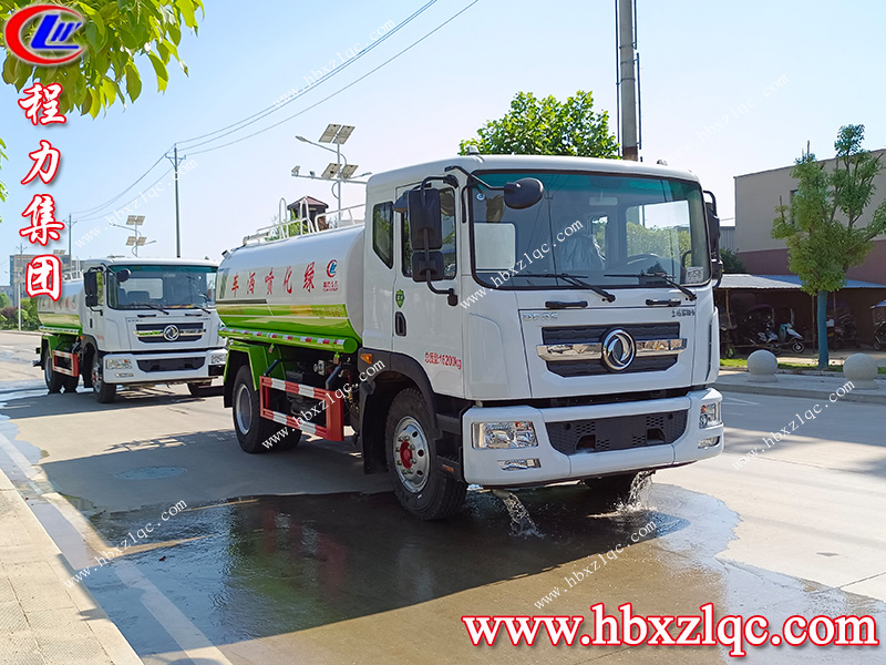 程力集團東風D9灑水車發(fā)車前往內(nèi)蒙古通遼市，為內(nèi)蒙抗旱救災盡一份力！